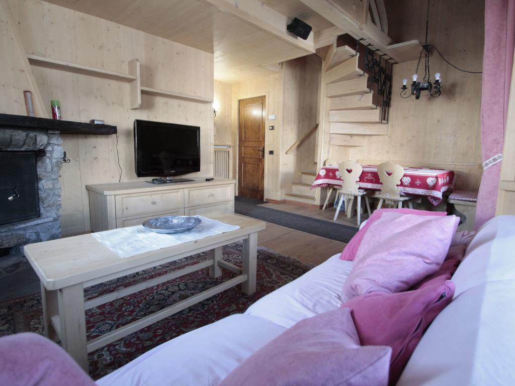 Tranquil Holiday Home In Livigno Italy Near Ski Area 외부 사진