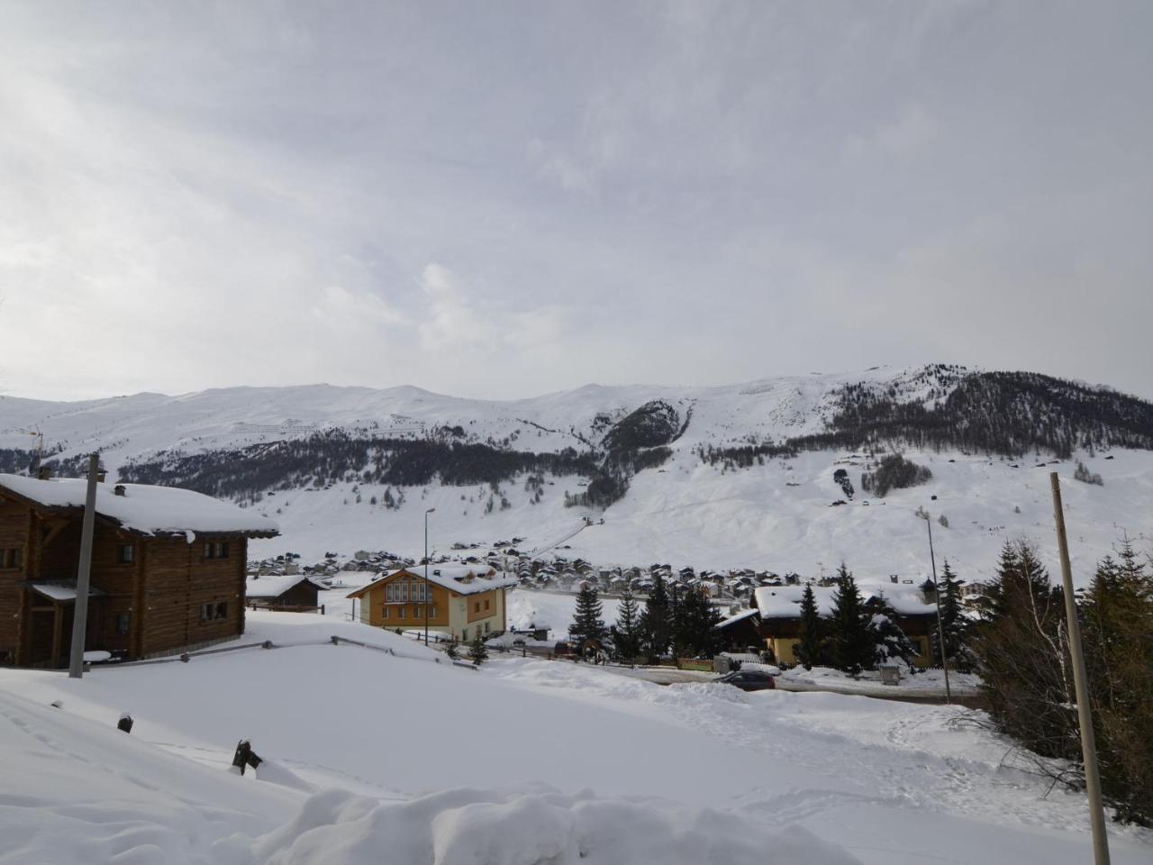 Tranquil Holiday Home In Livigno Italy Near Ski Area 외부 사진
